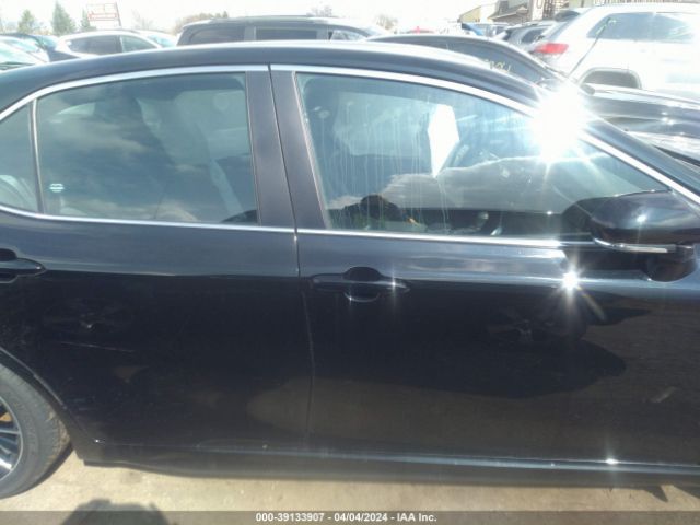 4T1T11AK0NU704257 Toyota CAMRY SE