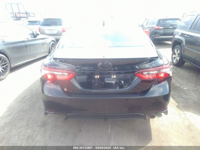 4T1T11AK0NU704257 Toyota CAMRY SE