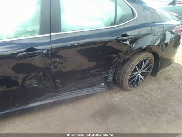 4T1T11AK0NU704257 Toyota CAMRY SE