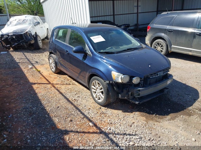 2015 1G1JC6SH4F4173726 main image