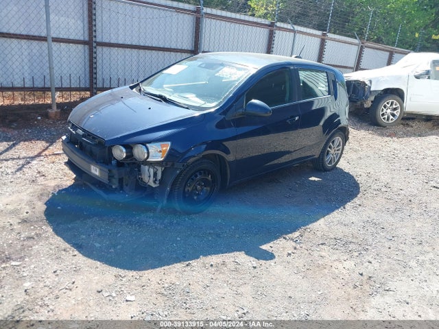 Chevrolet Sonic Lt Auto 2015 1G1JC6SH4F4173726 Image 2