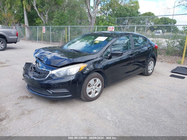 KIA FORTE LX 2016 KNAFK4A64G5615479 Image 2