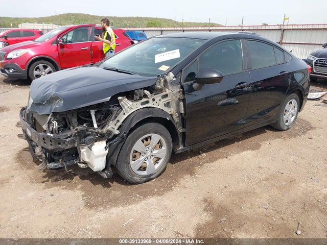 Chevrolet Cruze Ls Auto 2017 1G1BC5SM5H7218136 Image 2
