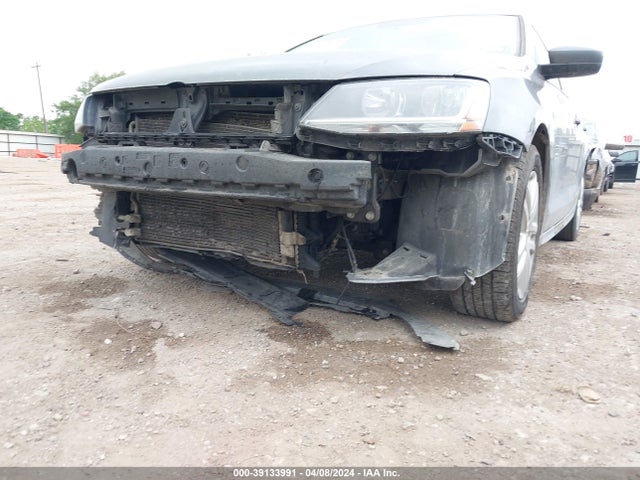 3VW167AJ9JM228304 Volkswagen Jetta 1.4t S