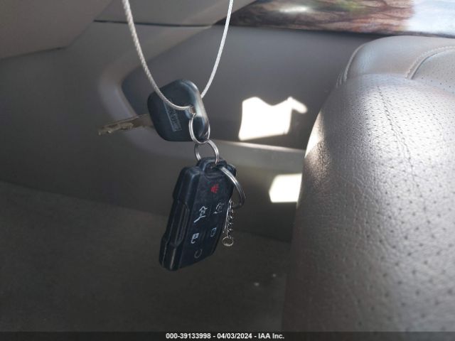 1GKS1FKCXGR328701 GMC Yukon Xl Sle