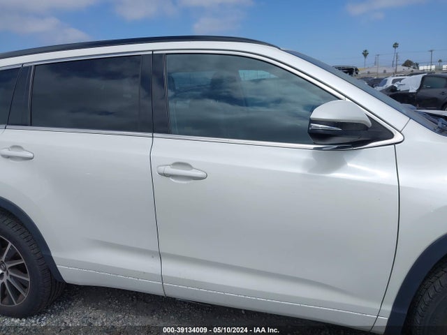 Toyota Highlander Se 2017 5TDKZRFH6HS513925 Image 13