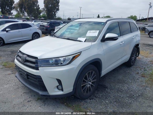 Toyota Highlander Se 2017 5TDKZRFH6HS513925 Image 2