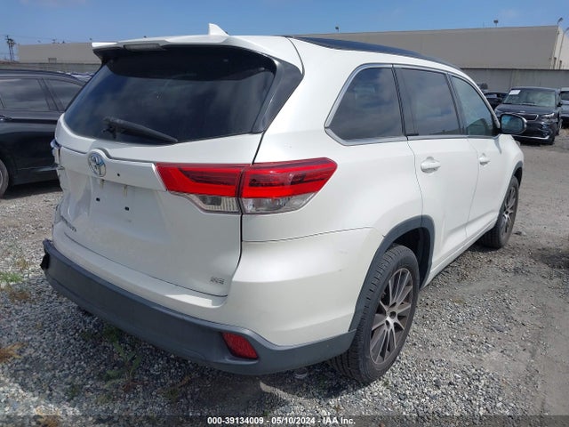 Toyota Highlander Se 2017 5TDKZRFH6HS513925 Image 4