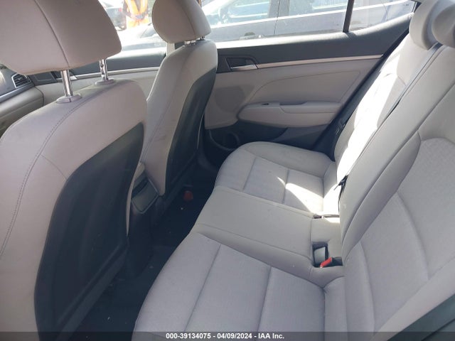 Hyundai ELANTRA SE 2017 KMHD74LF4HU156367 Image 8