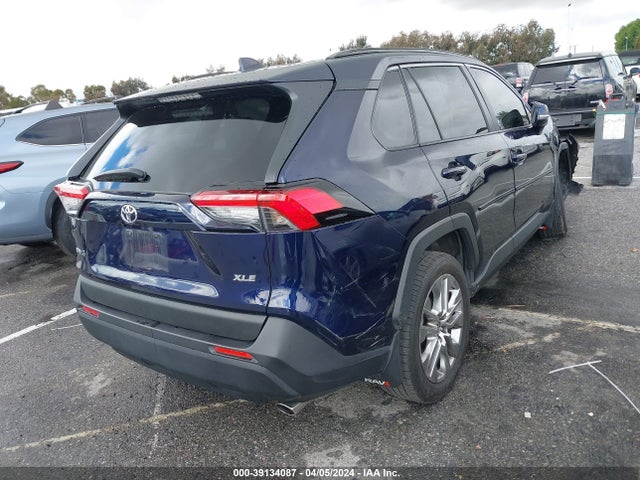 Toyota Rav4 Xle Premium 2023 JTMC1RFV7PD103484 Image 4