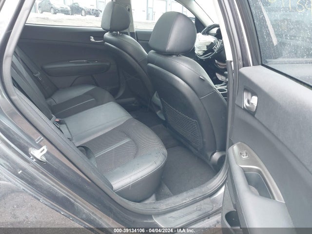 KIA Optima S 2019 5XXGT4L37KG292895 Image 8