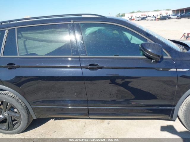 3VVCB7AX9PM020798 Volkswagen Tiguan 2.0t Se R-line Black