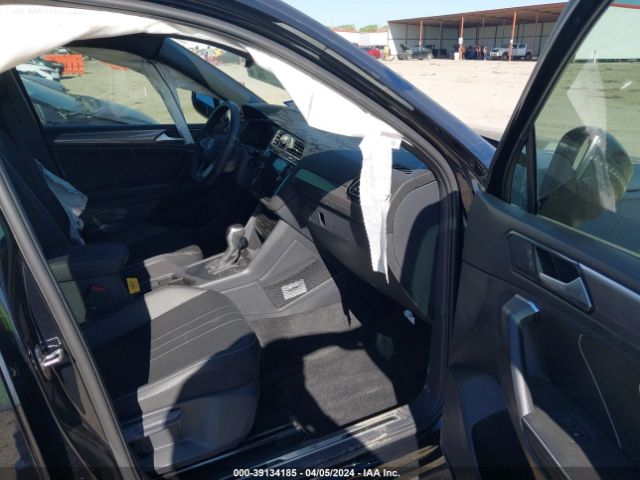 3VVCB7AX9PM020798 Volkswagen Tiguan 2.0t Se R-line Black