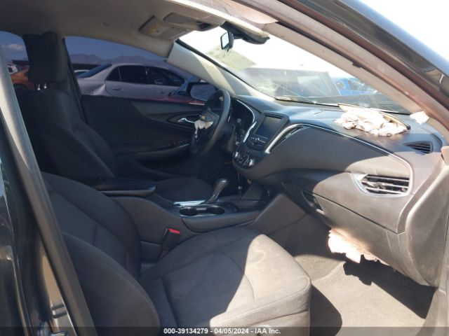 1G1ZD5STXJF130956 Chevrolet MALIBU LT