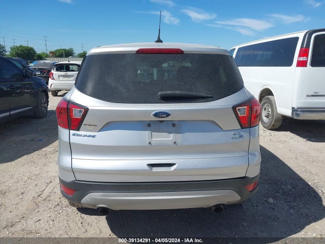 Ford ESCAPE SE 2019 1FMCU9GD0KUC06568 Image 16