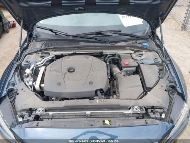 7JR102FK9LG063880 Volvo S60 T5 Momentum