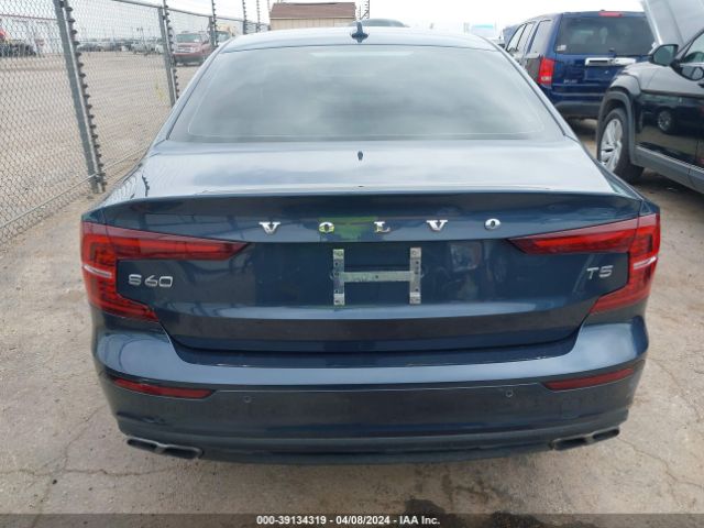7JR102FK9LG063880 Volvo S60 T5 Momentum