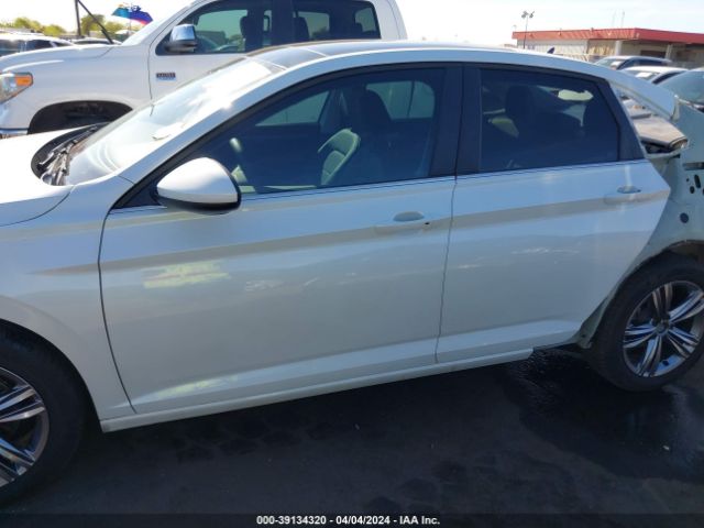 3VW7M7BU5PM045452 Volkswagen Jetta 1.5t Se