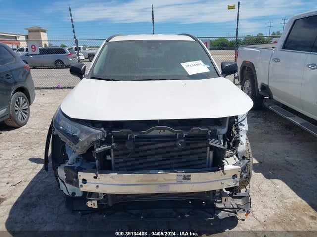 Toyota RAV4 LE 2020 2T3H1RFV3LW086704 Image 13