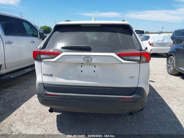 Toyota RAV4 LE 2020 2T3H1RFV3LW086704 Image 17