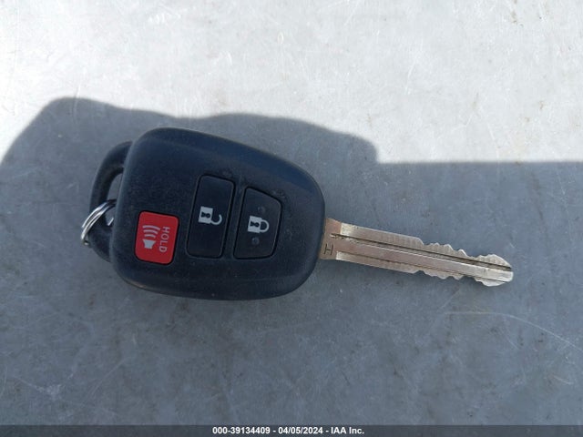Toyota RAV4 LE 2014 2T3BFREV3EW146847 Image 11