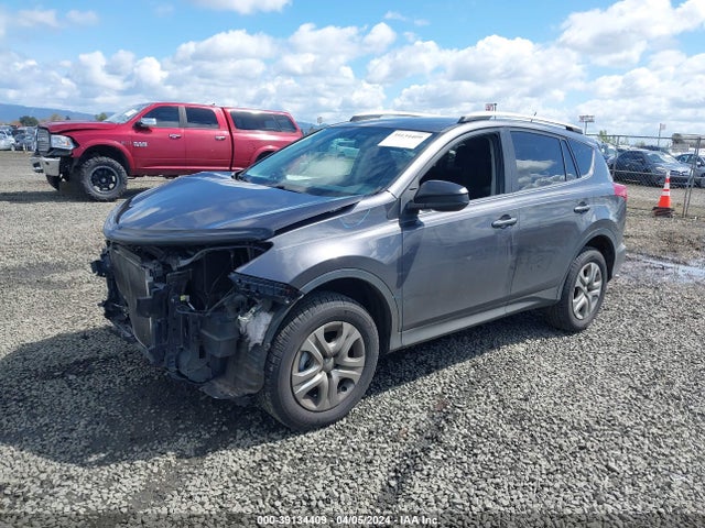 Toyota RAV4 LE 2014 2T3BFREV3EW146847 Image 2