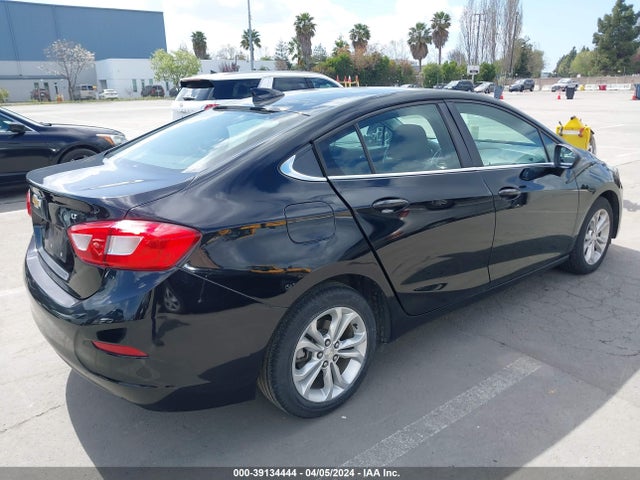 Chevrolet CRUZE LT 2019 1G1BE5SM4K7144497 Image 4