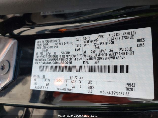 1FMCU0J95HUB30015 Ford Escape Titanium