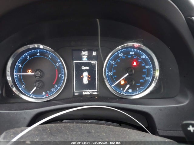Toyota COROLLA SE 2019 5YFBURHE5KP911130 Image 7