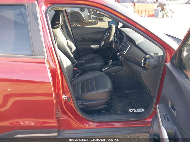 39134472 :رقم المزاد ، 3N1CP5DVXLL578418 vin ، 2020 Nissan Kicks Sr Xtronic Cvt مزاد بيع