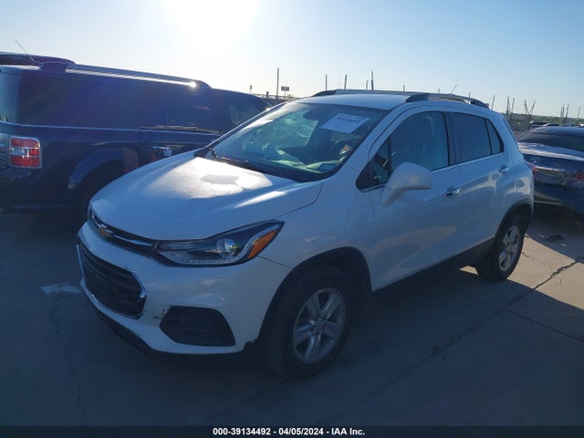 Chevrolet Trax Lt 2018 KL7CJLSB4JB674651 Image 2