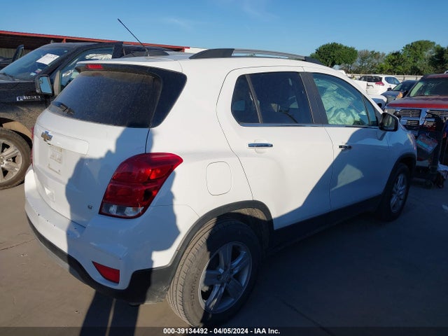 Chevrolet Trax Lt 2018 KL7CJLSB4JB674651 Image 4