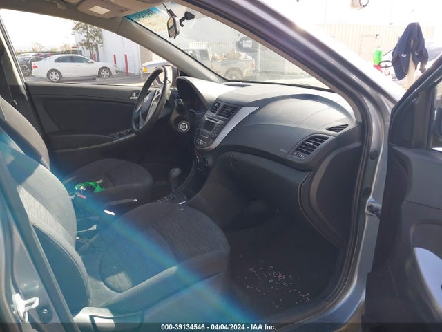 Hyundai ACCENT SE 2017 KMHCT5AE5HU355953 Image 5