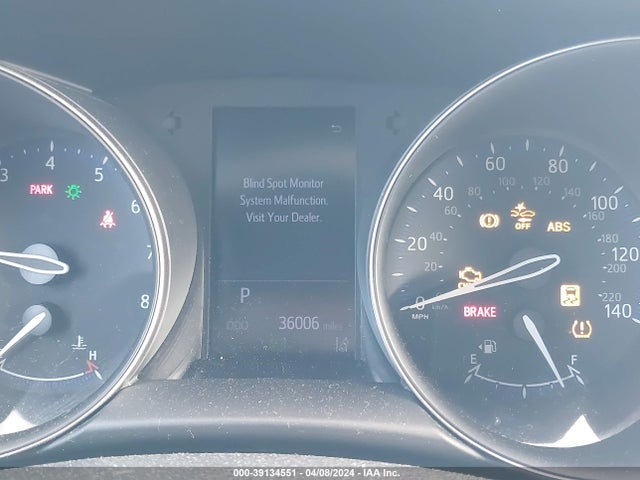 Toyota C-HR XLE 2020 NMTKHMBX5LR103563 Image 7