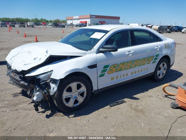 Ford Police Interceptor 2014 1FAHP2MK0EG103218 Image 2