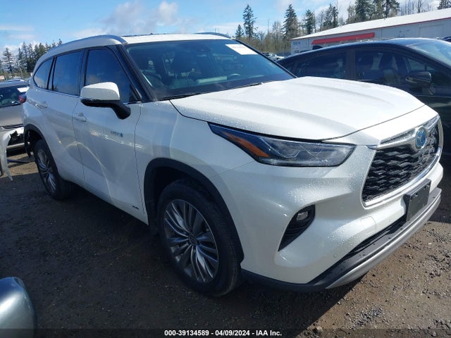 Toyota Highlander Hybrid Platinum 2021 5TDEBRCHXMS022709 Image 1