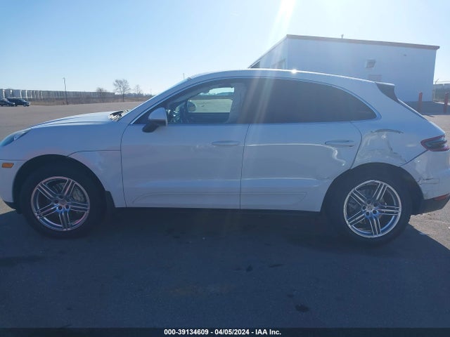 Porsche MACAN S 2015 WP1AB2A55FLB73846 Image 14