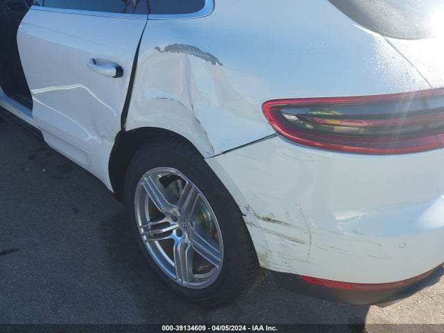 2015 PORSCHE MACAN WP1AB2A55FLB73846 Photo 5