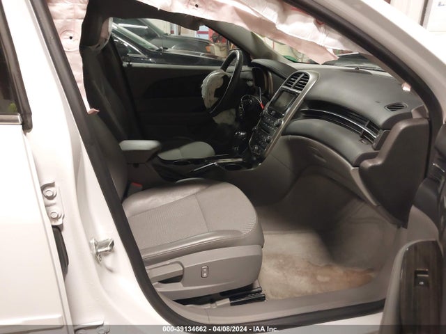 Chevrolet MALIBU 1LT 2015 1G11C5SL5FF200113 Image 5