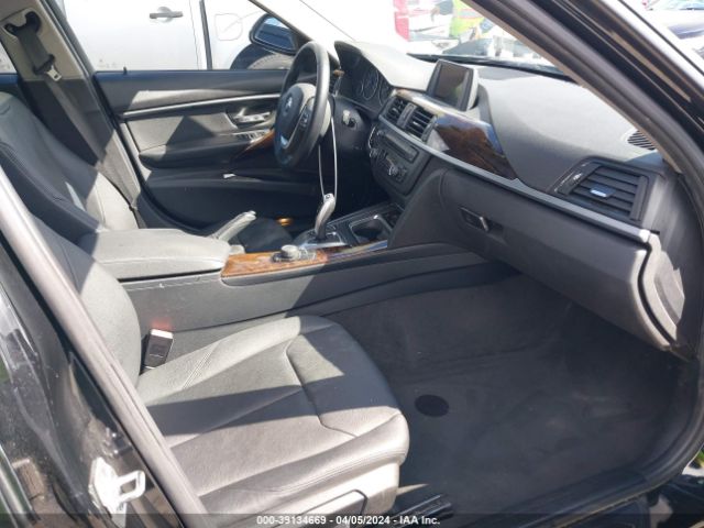 WBA3C1C57FK121992 BMW 328I