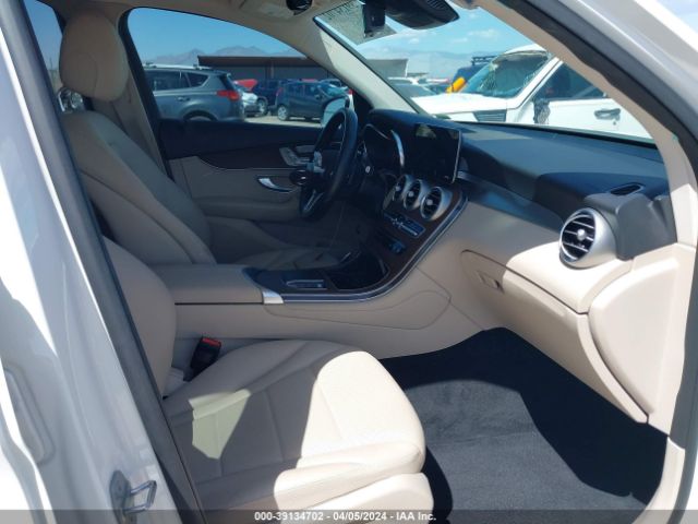 W1N0G8DB7MV285125 Mercedes-Benz Glc 300 Suv