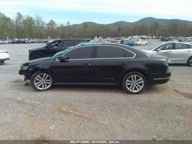 1VWBA7A30JC027459 Volkswagen Passat 2.0t Se