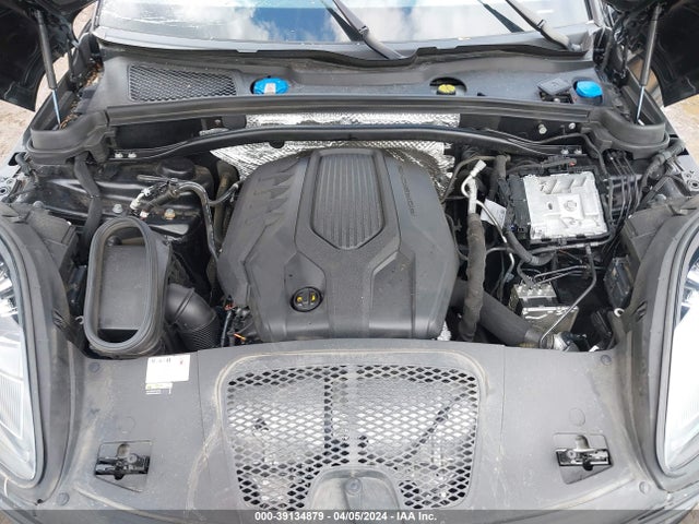 2022 PORSCHE MACAN WP1AA2A53NLB03621 Photo 9