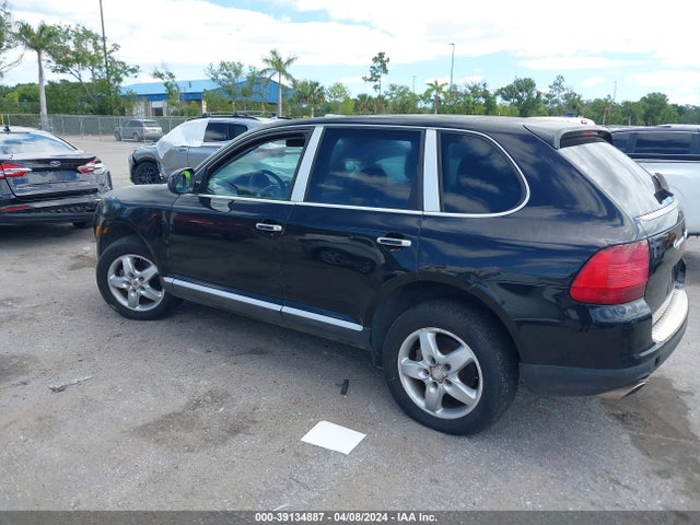 2004 PORSCHE CAYENNE WP1AA29P44LA21241 Photo 2