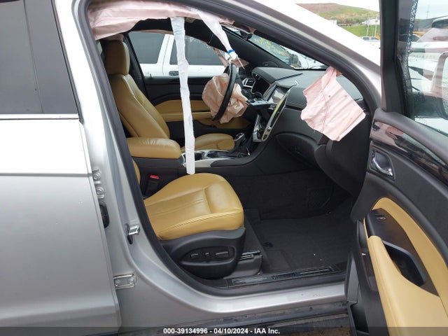 3GYFNEE35ES668530 Cadillac Srx Luxury Collection