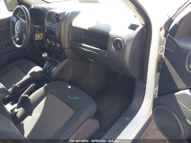 Jeep Patriot Altitude 2014 1C4NJPBA7ED717867 Image 5