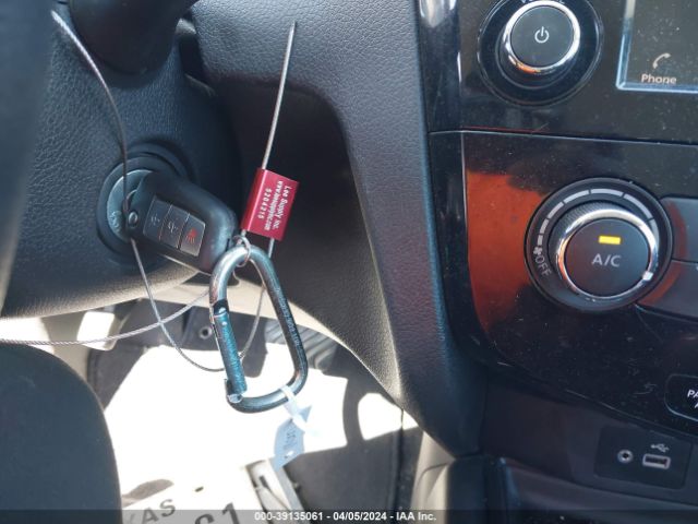 5N1AT2MV5LC801177 Nissan Rogue S Intelligent Awd