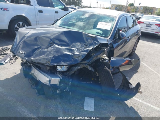 KIA K5 LXS 2021 5XXG14J2XMG014124 Image 2