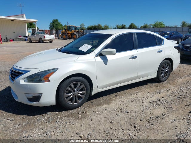 Nissan Altima 2.5 S 2015 1N4AL3AP6FN397997 Image 2