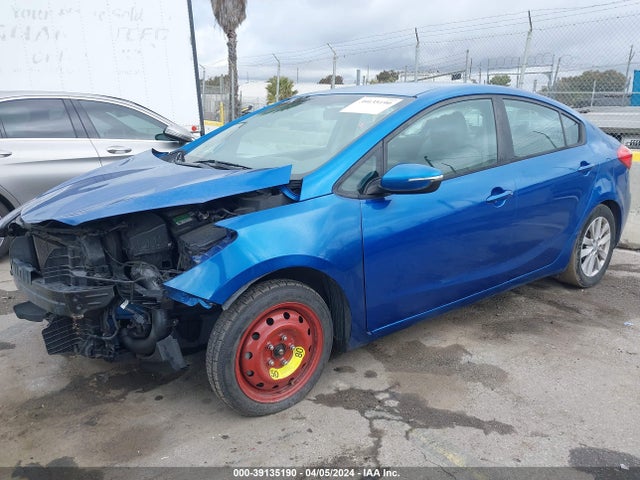 KIA FORTE LX 2015 KNAFX4A66F5277258 Image 2
